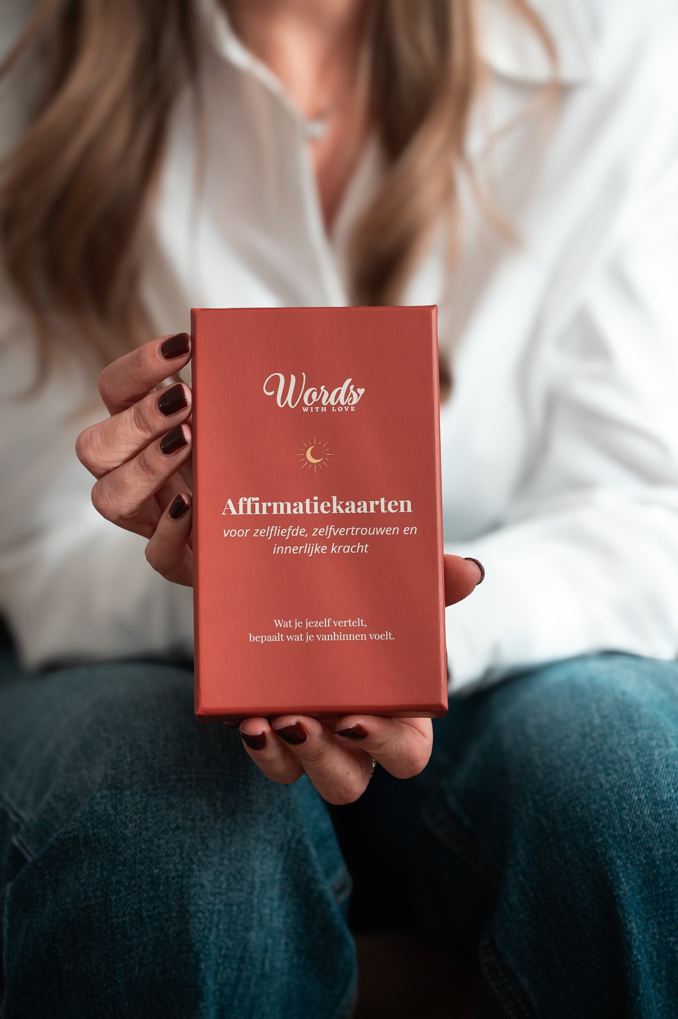 PLIGREAT Set van 60 gouden bloemen positieve affirmatiekaarten voor vrouwen, Women is Herself, inspirerende mindfulness-kaarten voor meditatie, spirituele geschenken, persoonlijke verzorging