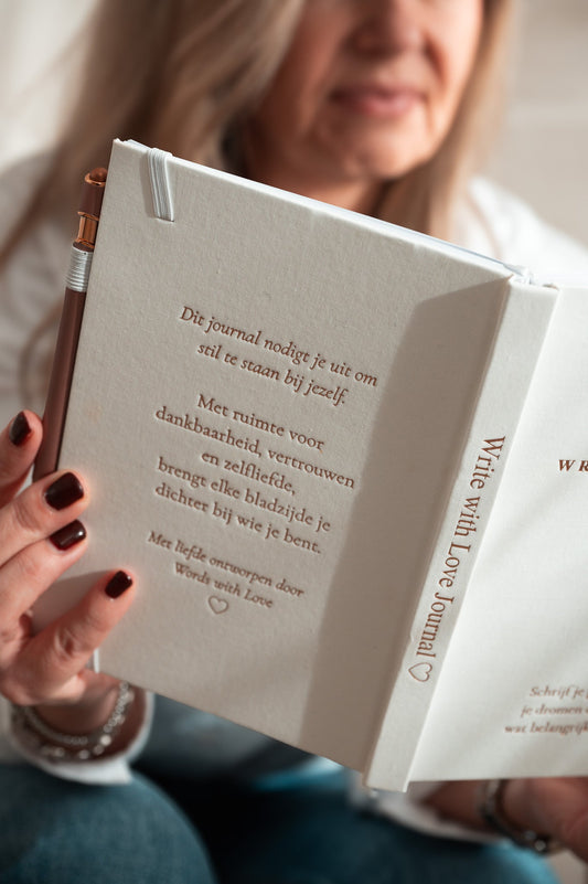 Journal dagboek hoofd leeg schrijven